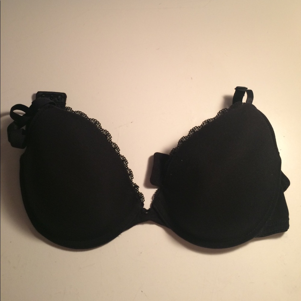 Black lace bra
