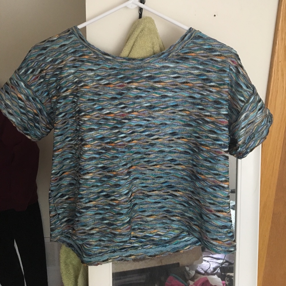 cute blue and yellow top :) free people brand