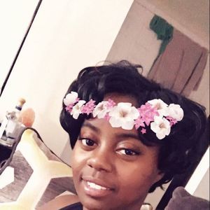 Meet your Posher, Symone