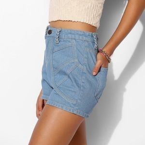 Urban Outfitters new high waisted jean shorts sz25