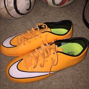 Nike mercurial turf