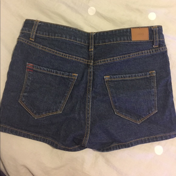 BDG high waist shorts - Picture 3 of 3