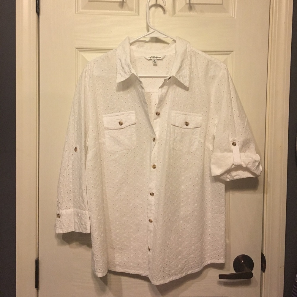 XL-1X lace button up