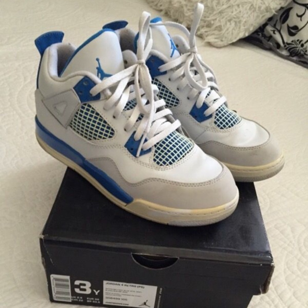 Air Jordan Military 4