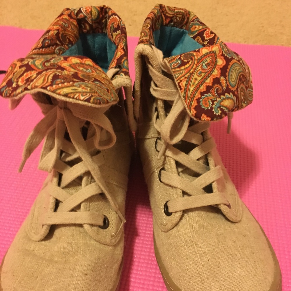 🌸Blowfish Casual Boots Size 7🌸