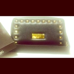 Beautiful wallet by BCBG ! NIB!