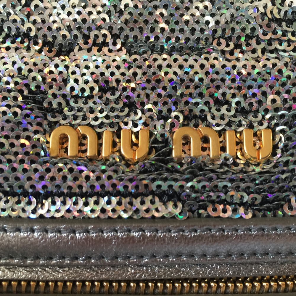 MIU MIU large silver sequin bag - Picture 3 of 4