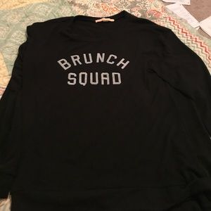 Cute long sleeve shirt.