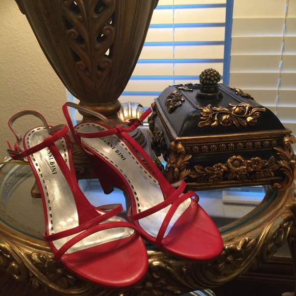 Gianni Bini Heels - Picture 3 of 3