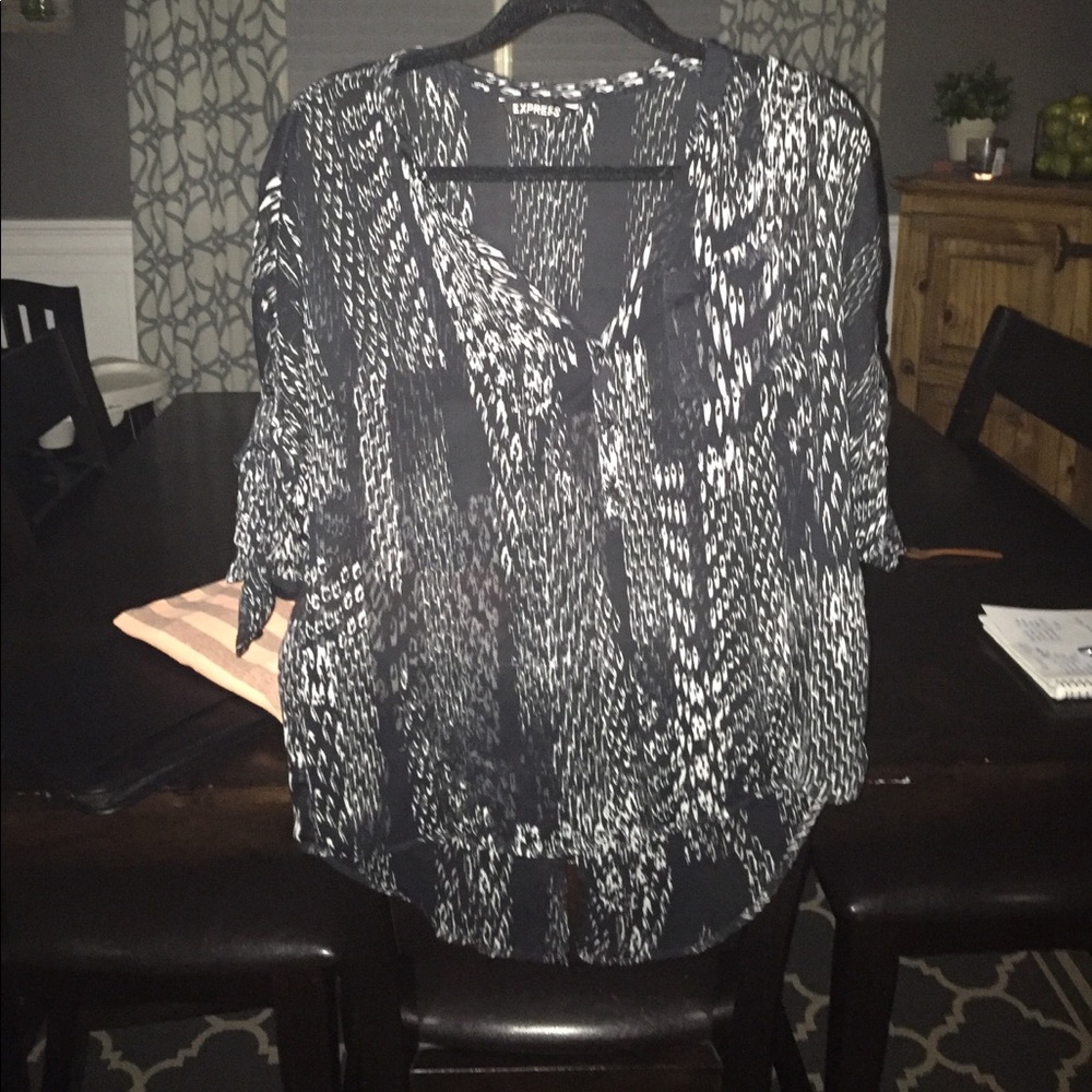 3/4 length arm sheer Express top