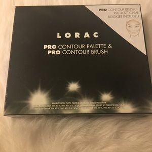 NWT Lorac Pro 💜Trade only with @joans5