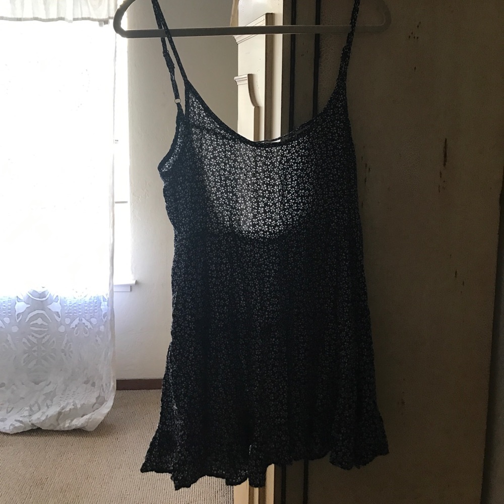 Brandy Melville navy + white floral pattern dress