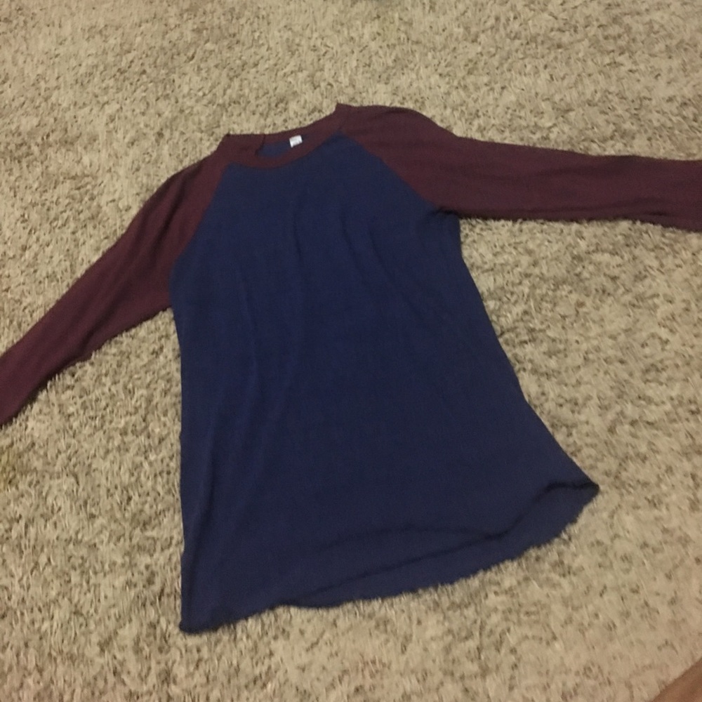 Baseball tee