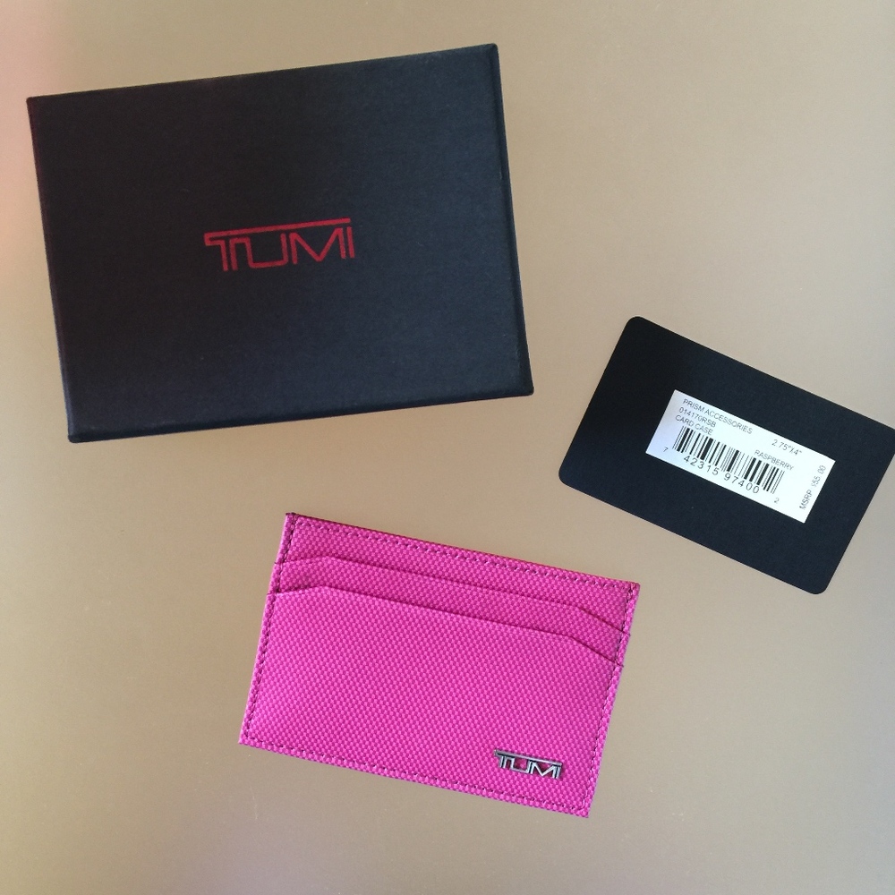 Tumi card case in  Rasberry / Pink