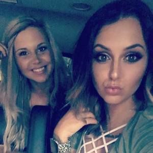 Meet your Posher, Hailey