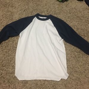 Baseball tee