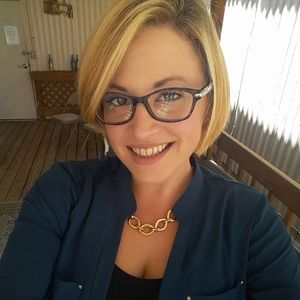 Meet your Posher, Cara