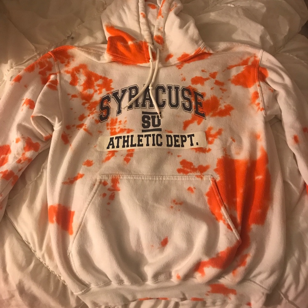 Syracuse sweatshirt