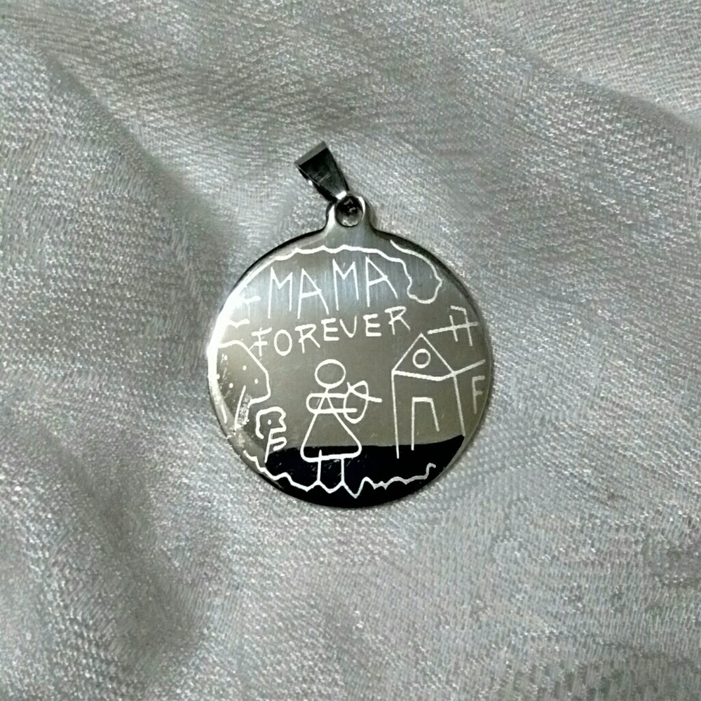 Mama Forever Pendant