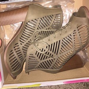 Olive green colored sandal heel