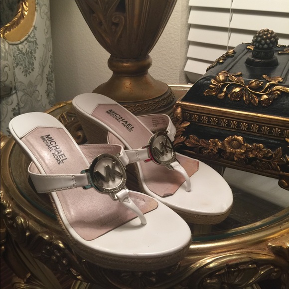 Michael Kors wedged sandals - Picture 2 of 4