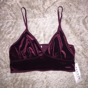 NWT! Velvet burgundy adjustable pacsun bralett