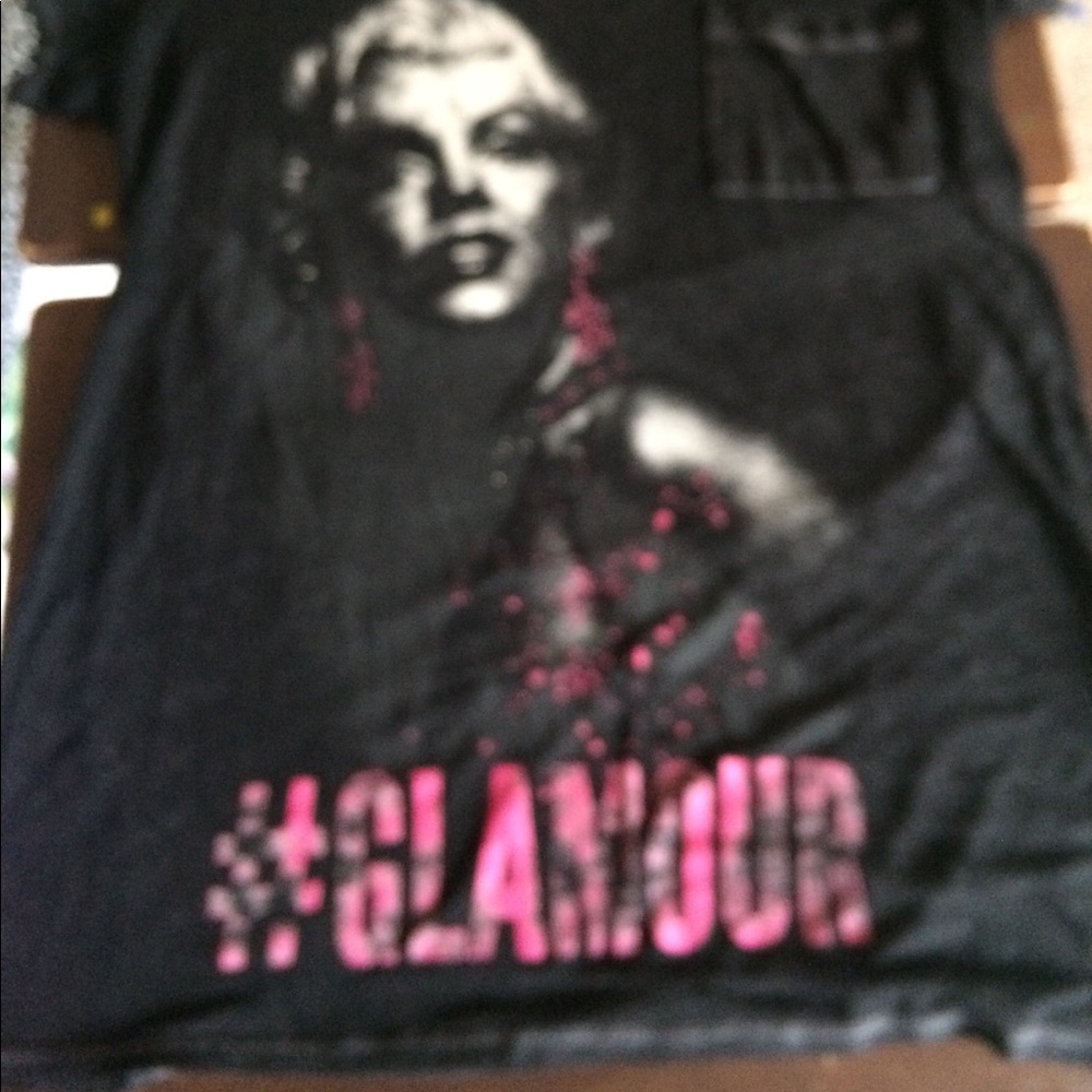 Women's top Marilyn photo size medium gray color