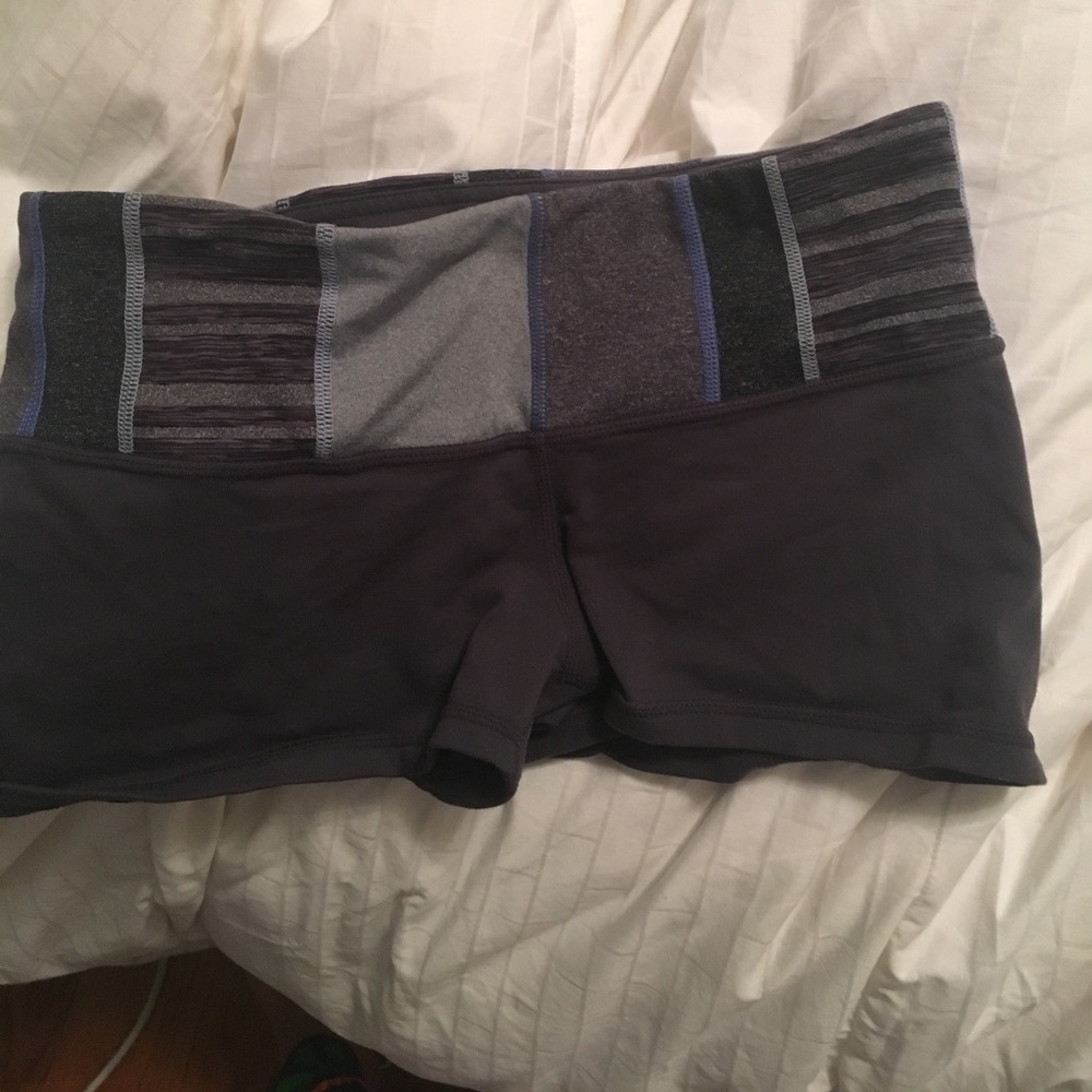 Lululemon short yoga shorts!