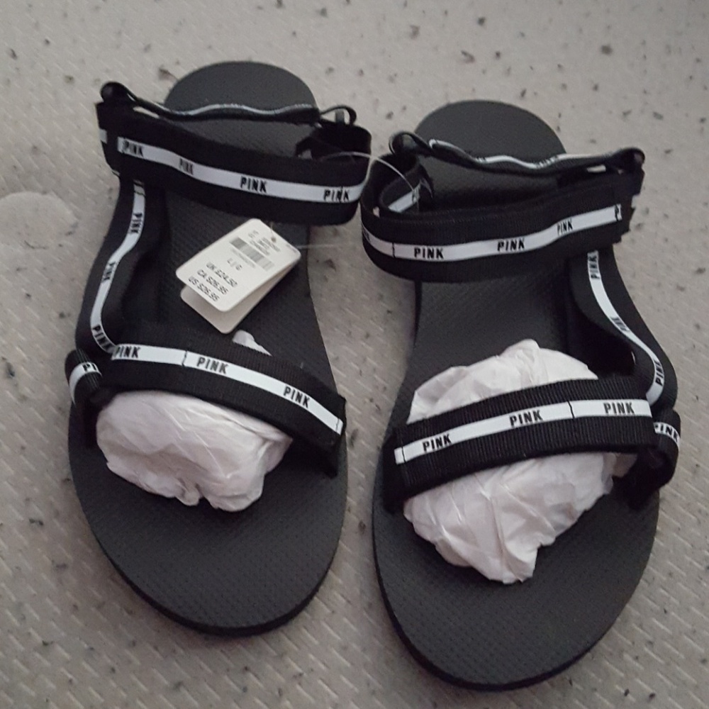 NWT PINK BLACK SANDLES