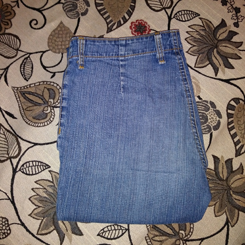 SOLD 🌟  Ralph Lauren Capri Jeans 🌟