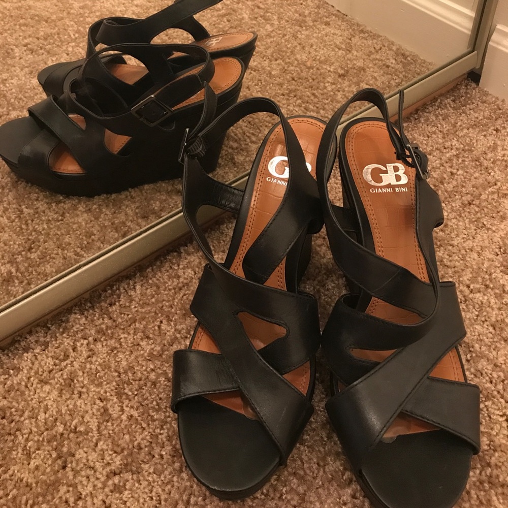 Gianni Bini Wedges
