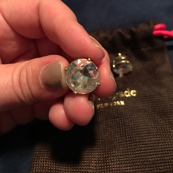 Kate Spade large size post earrings - Picture 5 of 5
