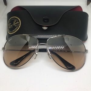 Ray ban silver aviators with case