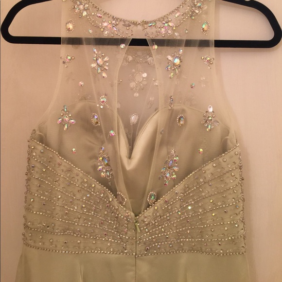 Green event dress - Picture 3 of 4