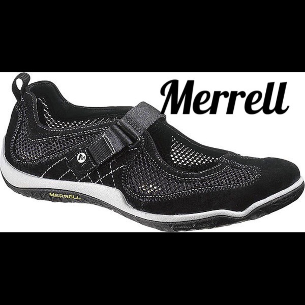 Merrell slips on black used in good condition.