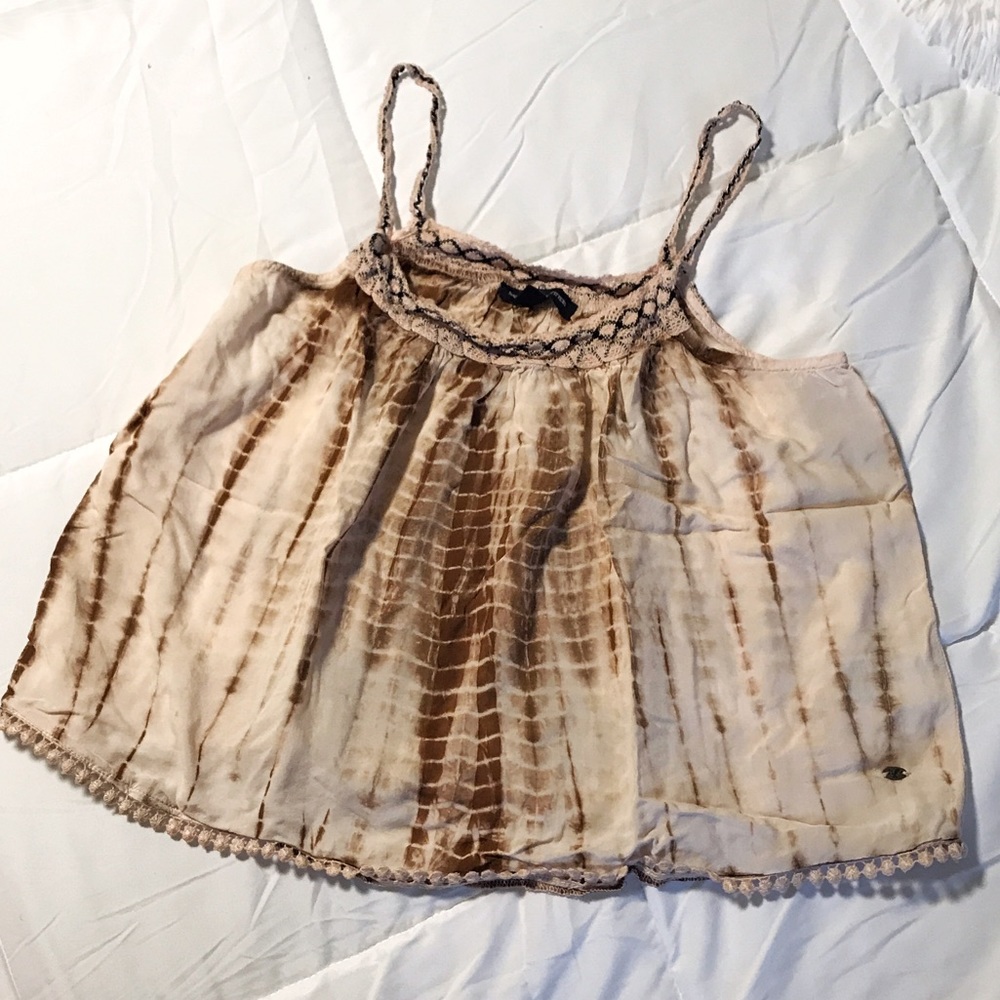 Pompom Crop Top