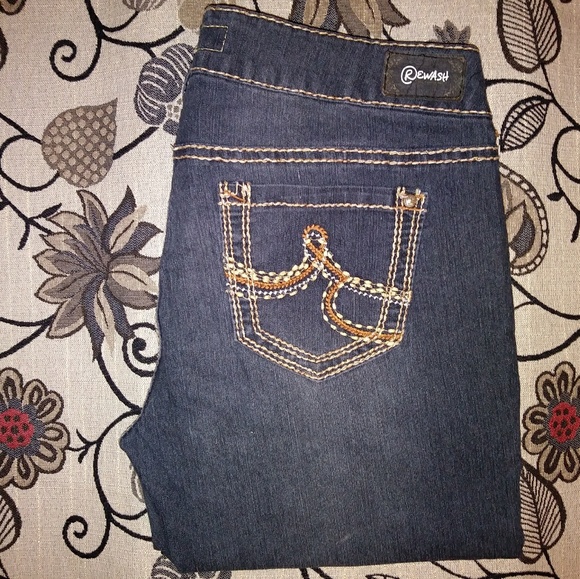 SOLD 🌟 Rewash Skinny Jeans 🌟 - Picture 2 of 3