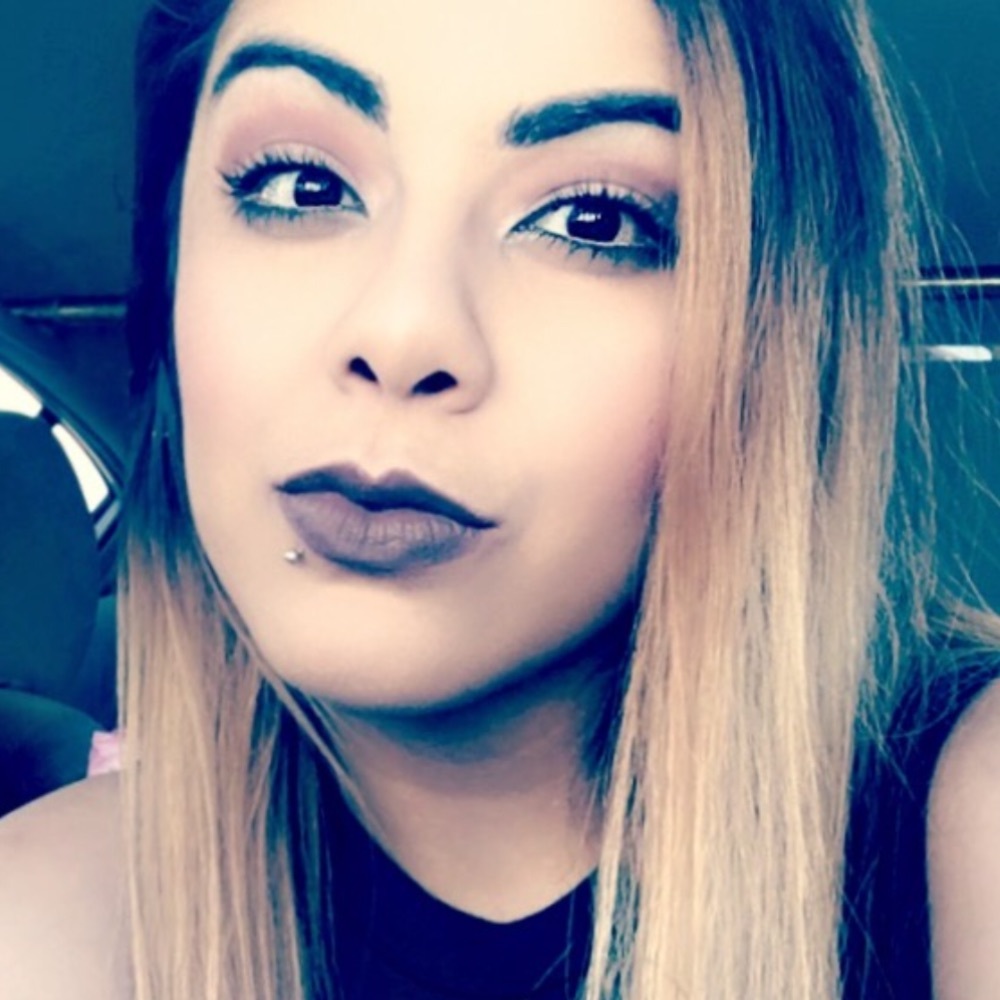 Meet your Posher, Jessenia