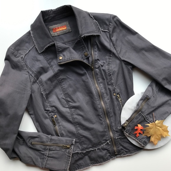 Ambition Jackets & Blazers - Ambition Raw Edge Zipper Gray Jacket Size Small