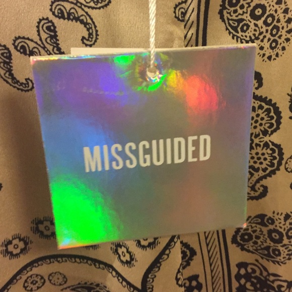 Missguided Nude Paisley Print Bodycon Dress - Picture 5 of 5