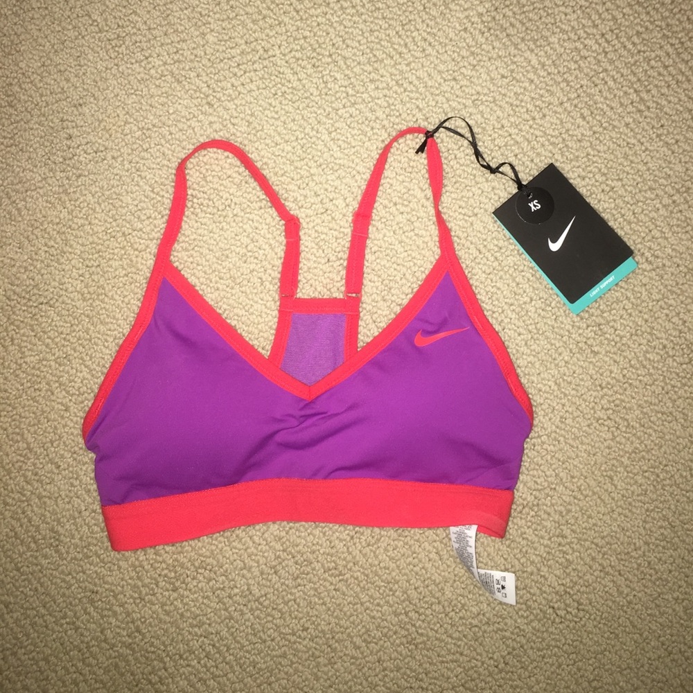 nike sports bra