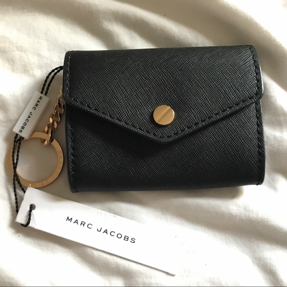 🚩SOLD Marc Jacobs Keychain Wallet - Picture 1 of 6
