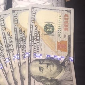 Meet your Posher, Javier