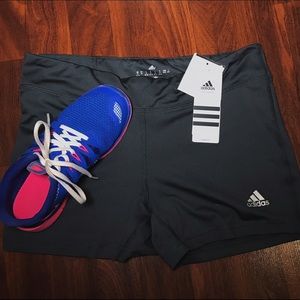 BRAND NEW Adidas Climate Shorts Grey SZ M