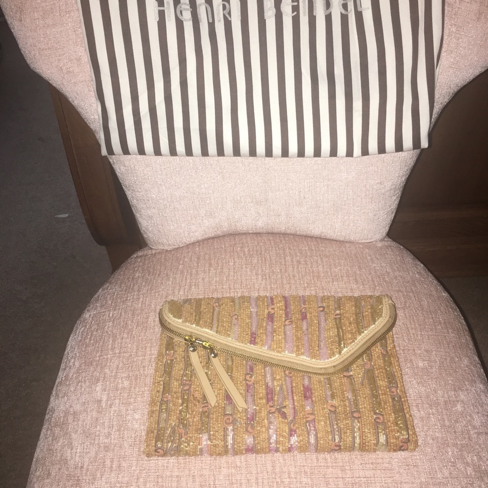🔴Henri Bendel Beaded Clutch/Crossbody