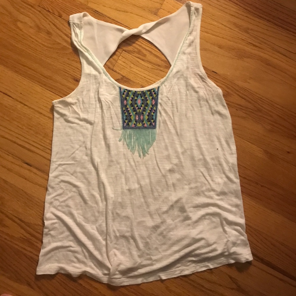 Cream tank top with bead embroiders