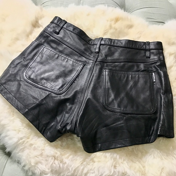 Genuine Leather High Waisted Shorts - Picture 4 of 4