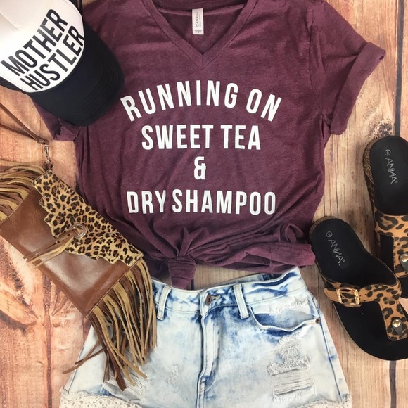 Dixie Magnolia Boutique Tops - 🎀XL ONLY🎀 Sweet Tea + Dry Shampoo Graphic Tee