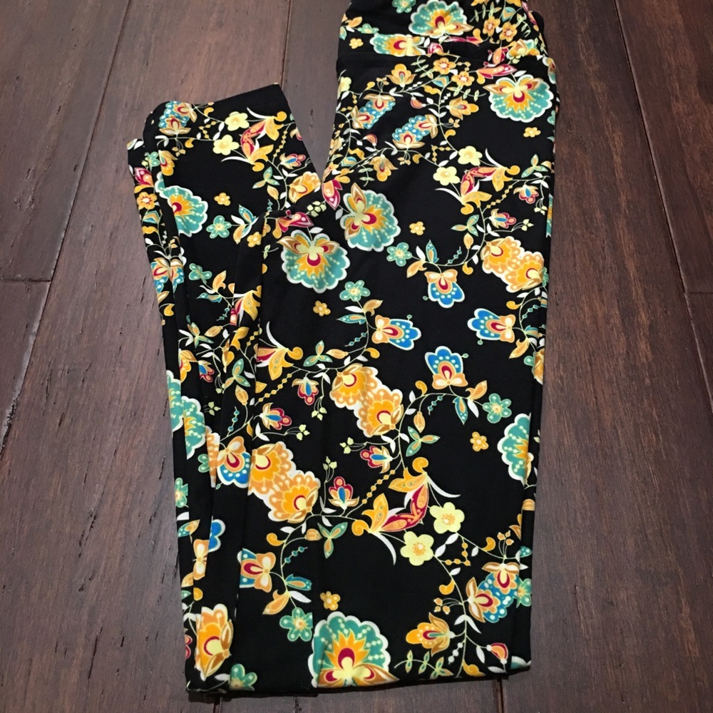 NWT LuLaRoe OS Leggings Black Floral