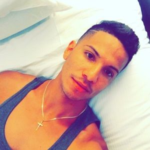 Meet your Posher, Isidro